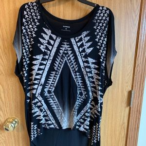 Express black and white high/low shirt sz M/L